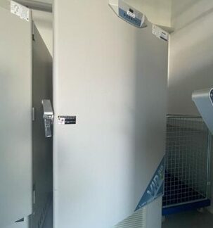 Ultra-freezer Panasonic MDF-U76V-PE (728 L)